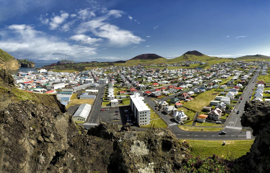 Guesthouse Sunnuholl Vestmannaeyjar Exterior photo